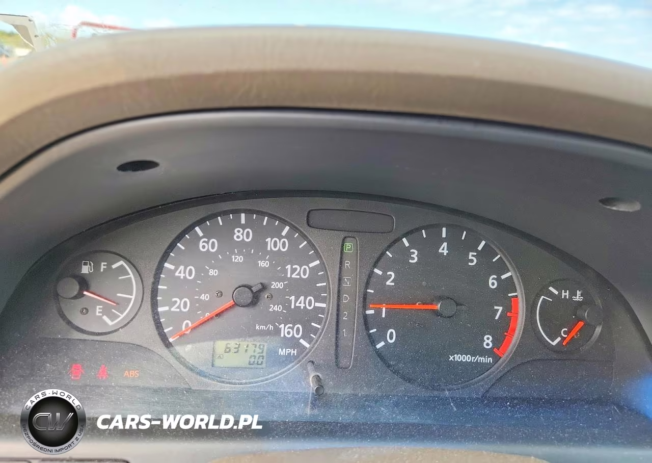 2000 Nissan Maxima Gxe VIN:JN1CA31D5YT720887 - 9