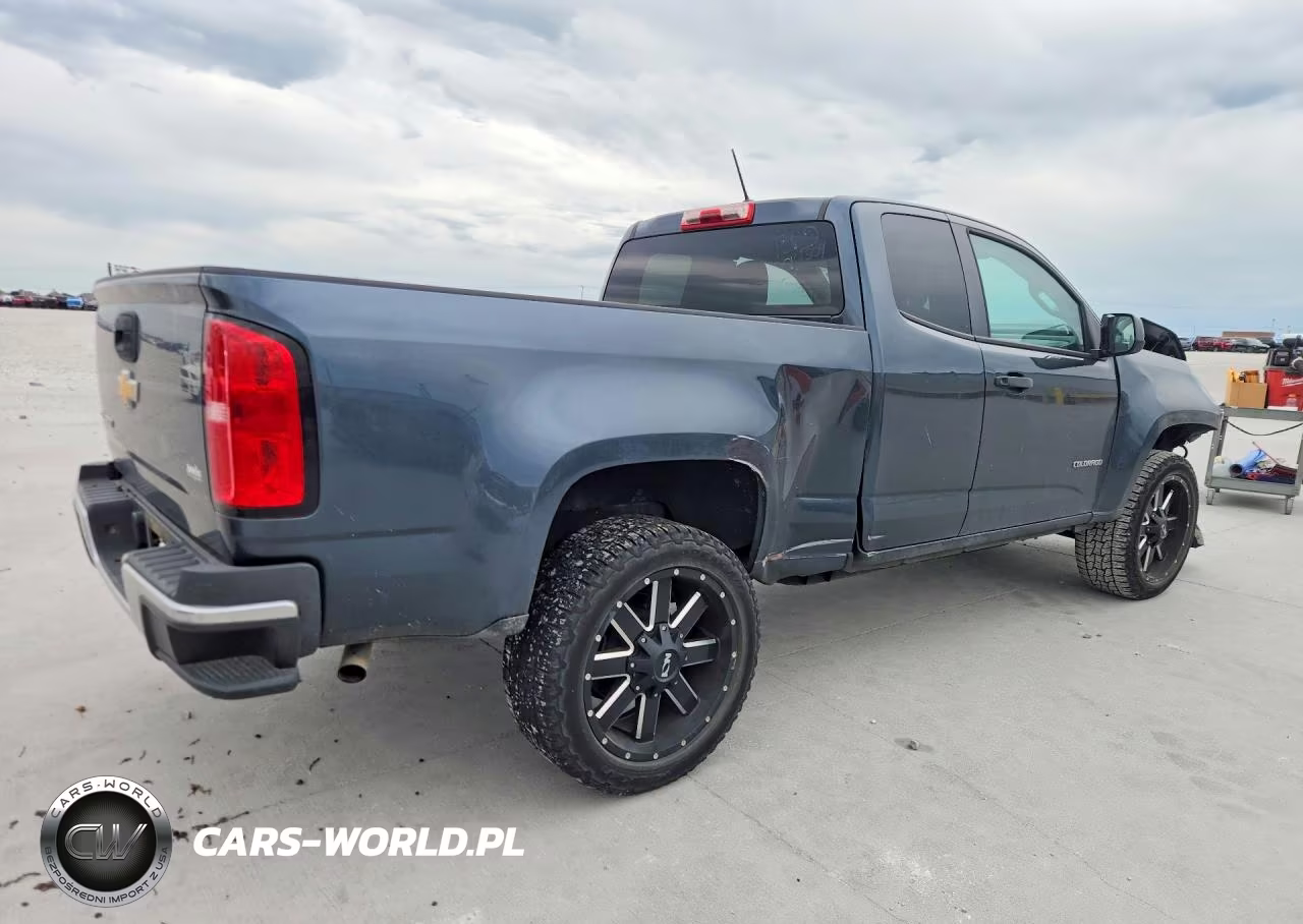2019 Chevrolet Colorado VIN:1GCHSBEA6K1239141 - 3