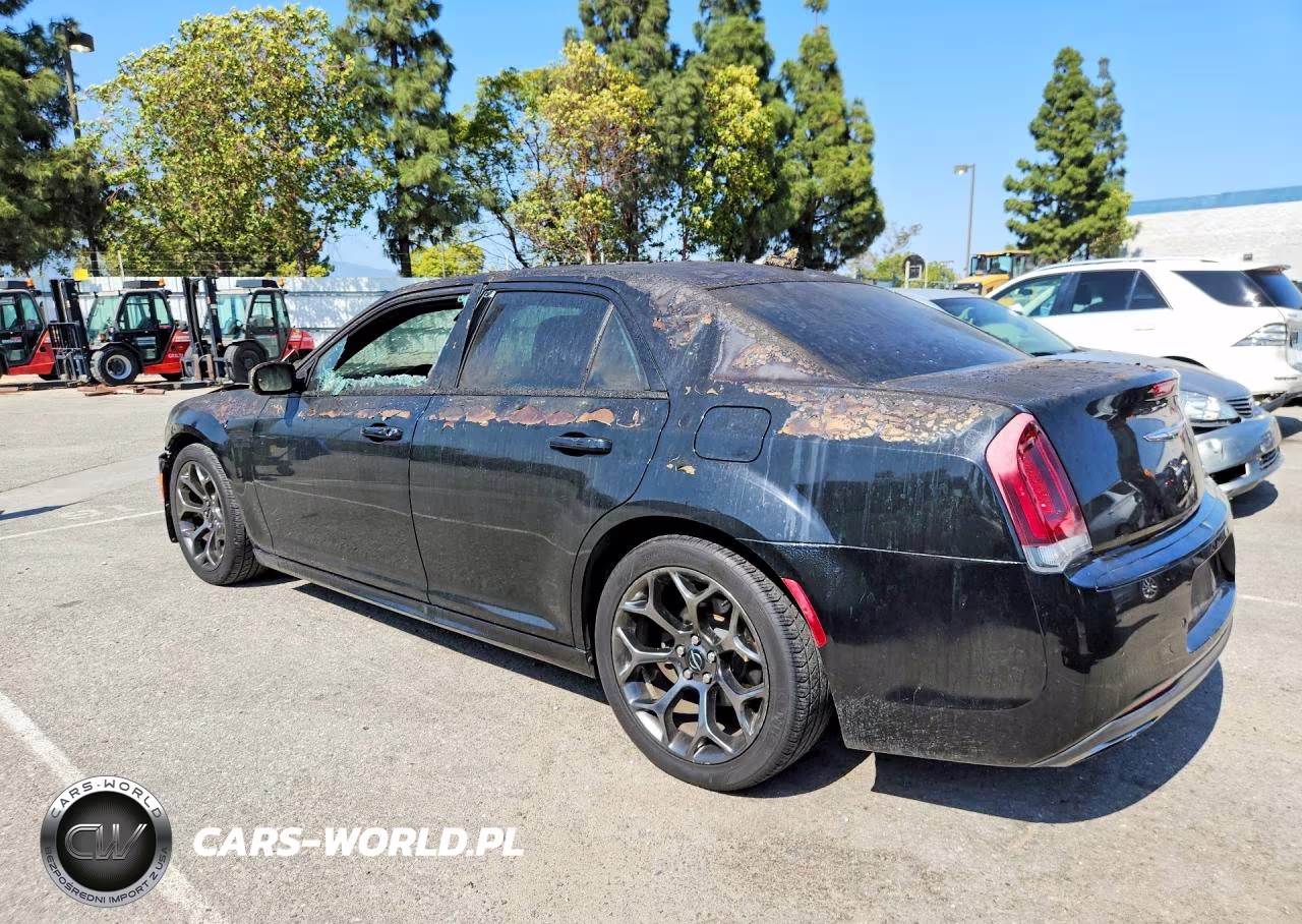 2017 Chrysler 300 S VIN:2C3CCABG7HH512080 - 2