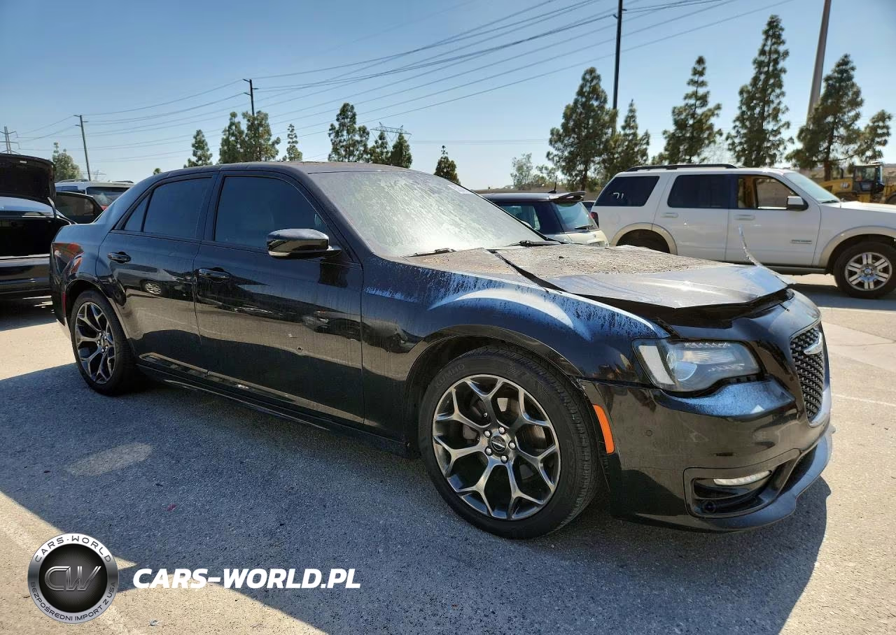 2017 Chrysler 300 S VIN:2C3CCABG7HH512080 - 4