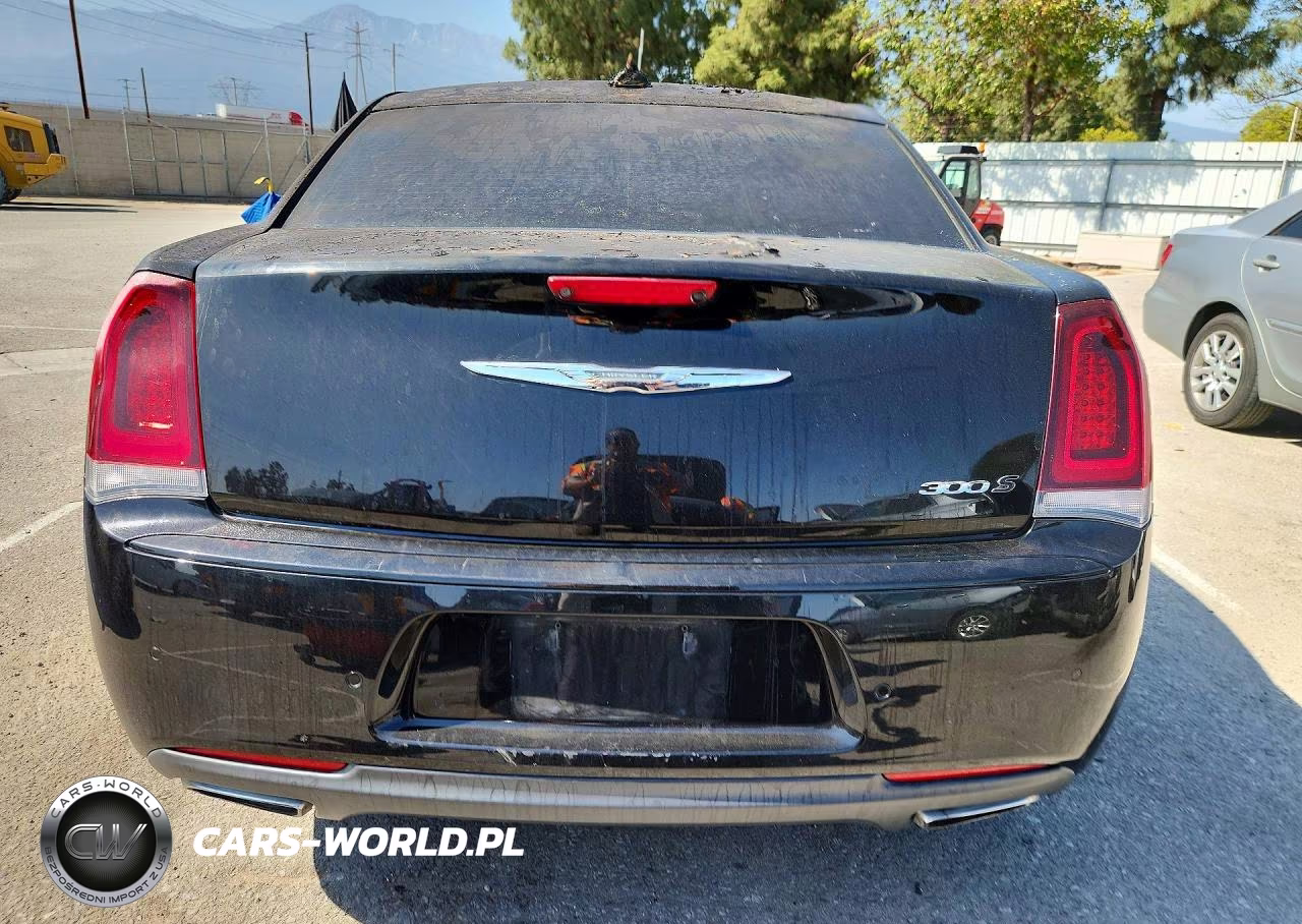 2017 Chrysler 300 S VIN:2C3CCABG7HH512080 - 6