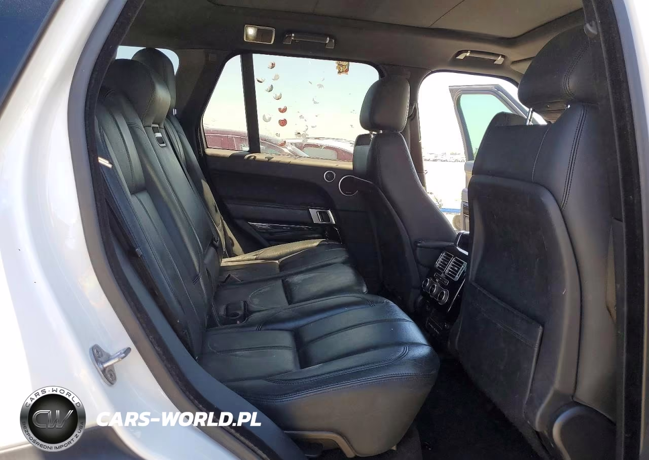 2017 Land Rover Range Rover VIN:SALGR2FK1HA326302 - 11