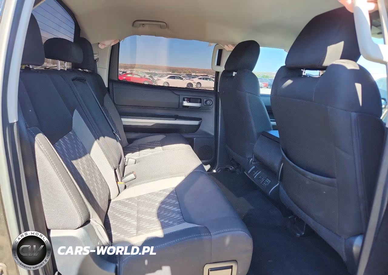 2018 Toyota Tundra Crewmax Sr5 VIN:5TFDY5F15JX694586 - 10