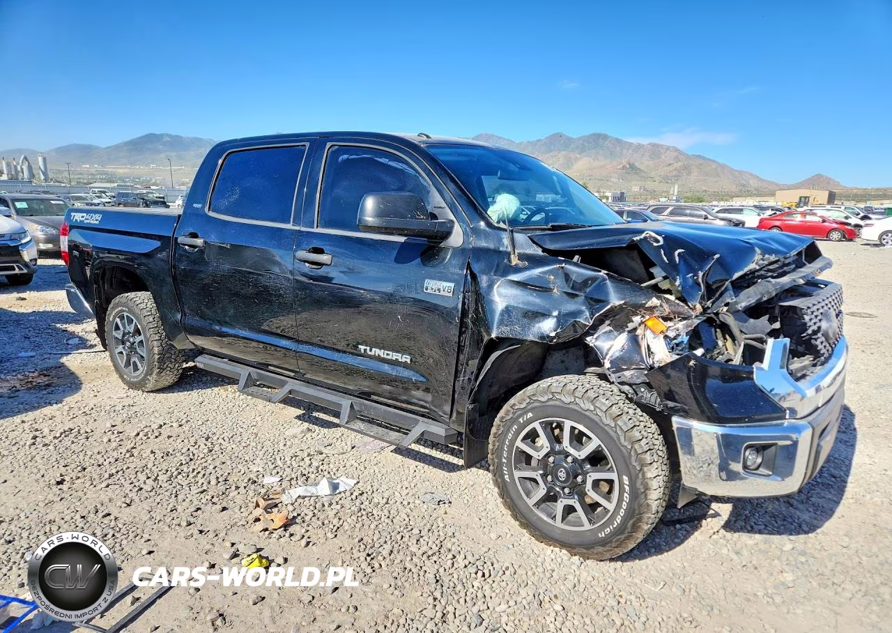 2018 Toyota Tundra Crewmax Sr5 VIN:5TFDY5F15JX694586 - 4