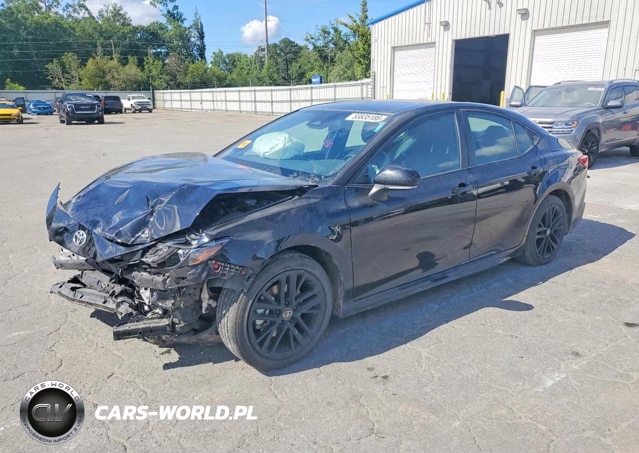 2025 Toyota Camry Se – zdjęcie 1 z 12