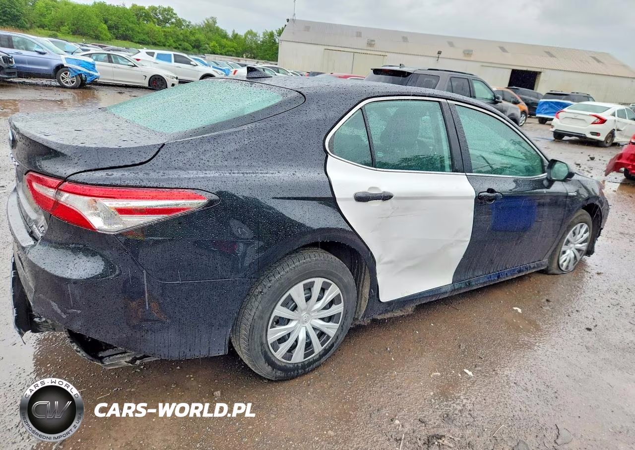2019 Toyota Camry Le VIN:4T1B31HK7KU509151 - 3