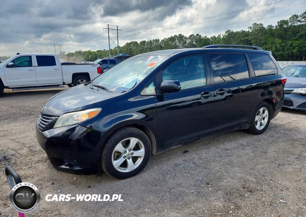 2017 Toyota Sienna Le