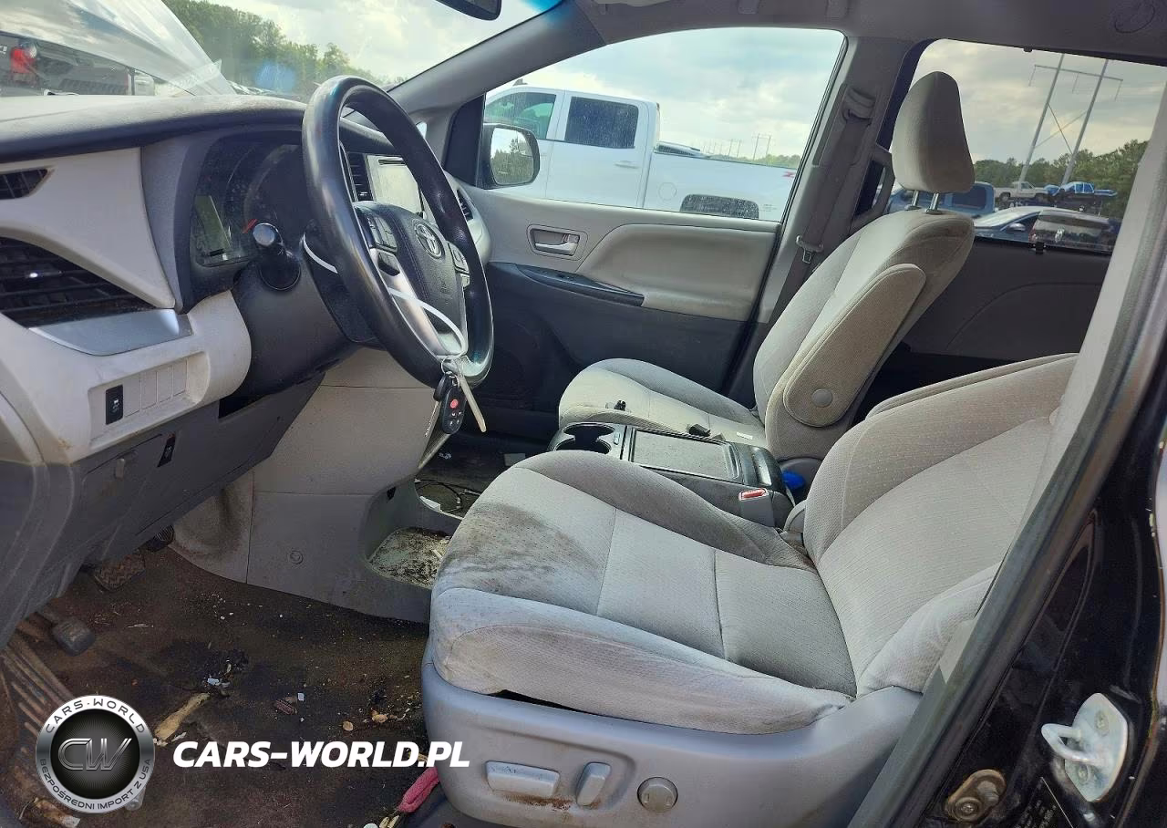 2017 Toyota Sienna Le VIN:5TDKZ3DC0HS835917 - 7