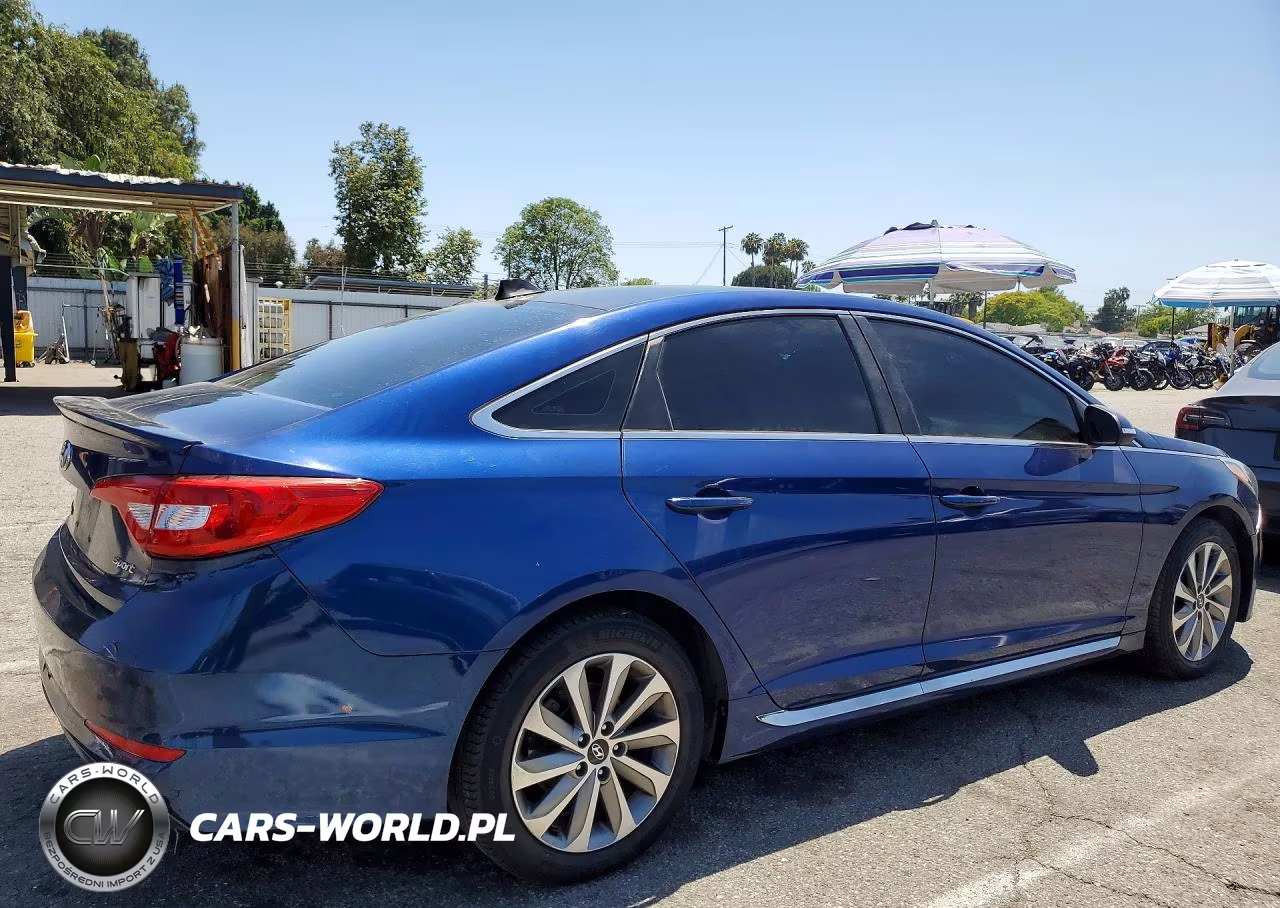 2015 Hyundai Sonata Sport VIN:5NPE34AF0FH099227 - 3