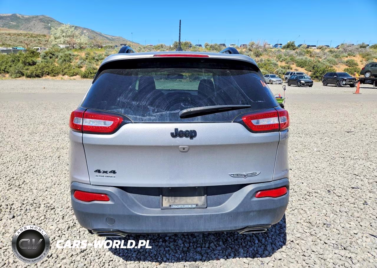 2016 Jeep Cherokee Latitude VIN:1C4PJMCS9GW191540 - 6
