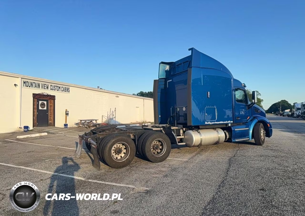 2018 Peterbilt 579 VIN:1XPBDP9X6JD487879 - 4
