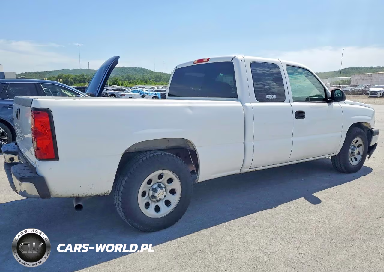 2007 Chevrolet Silverado C1500 Classic VIN:1GCEC19X37Z128340 - 3