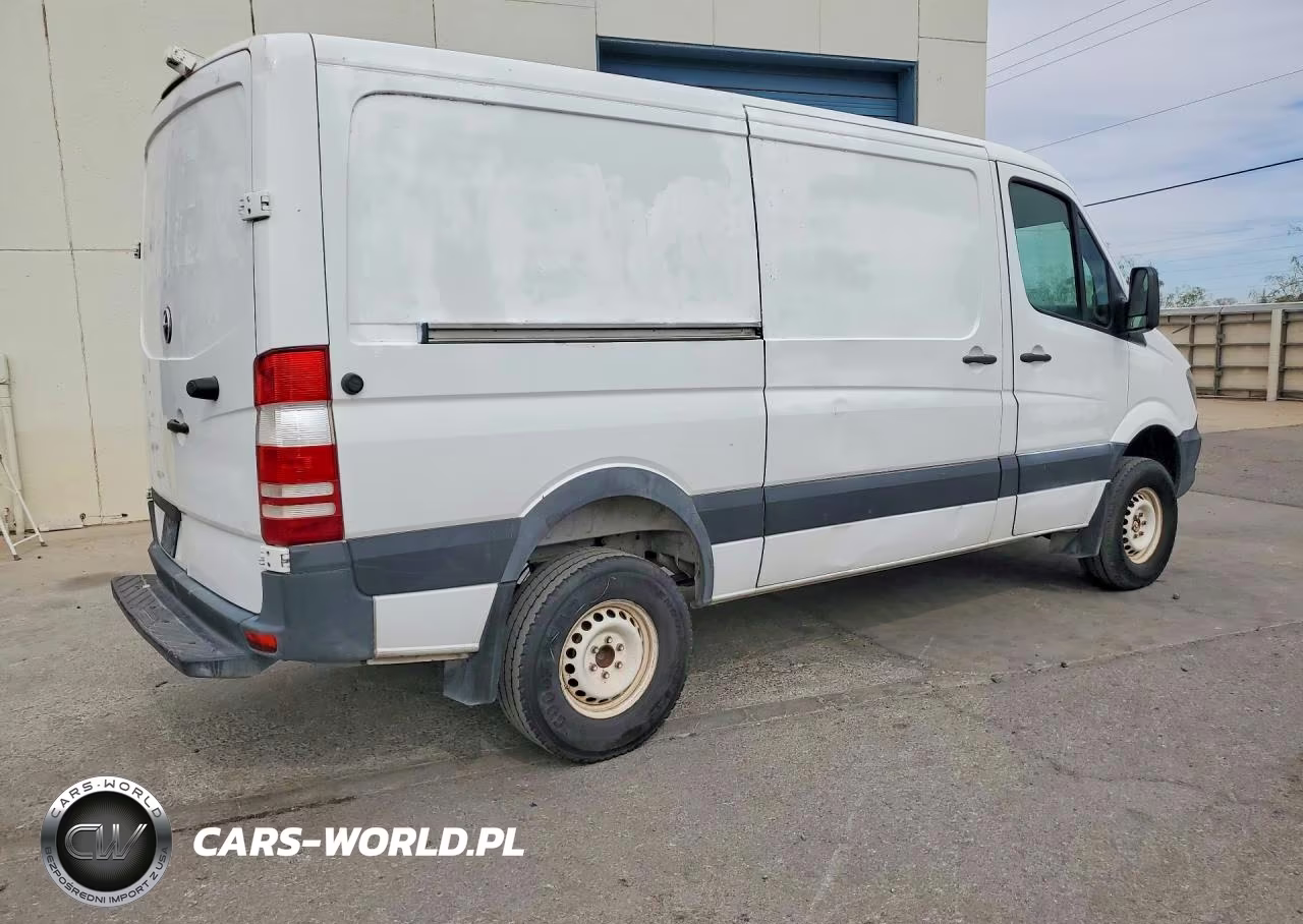 2016 Mercedes Benz Sprinter 2500 Delivery Van VIN:WD3FE7CD4GP290905 - 3