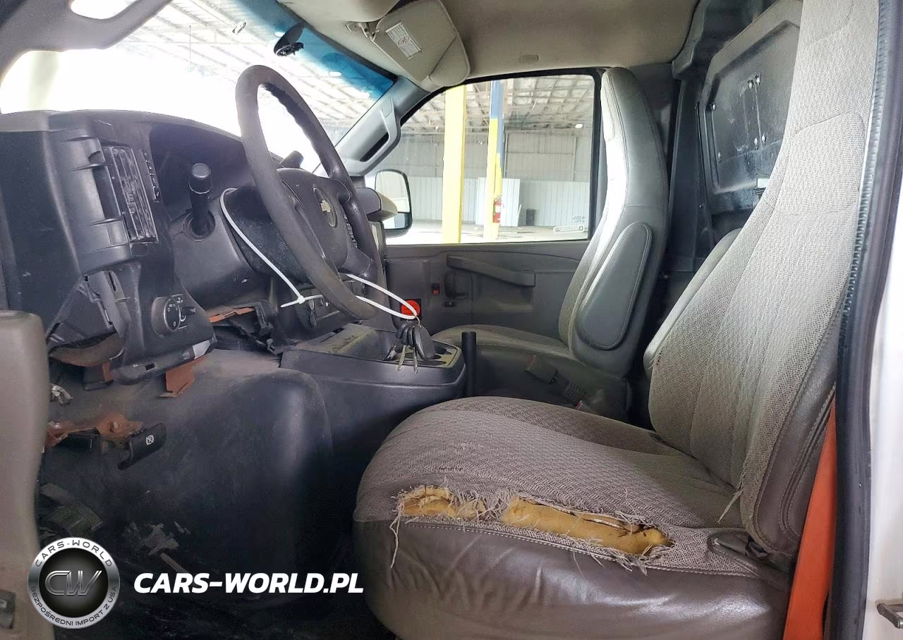 2017 Chevrolet Express 2500 Cargo Delivery Van VIN:1GCWGAF13H1207418 - 7