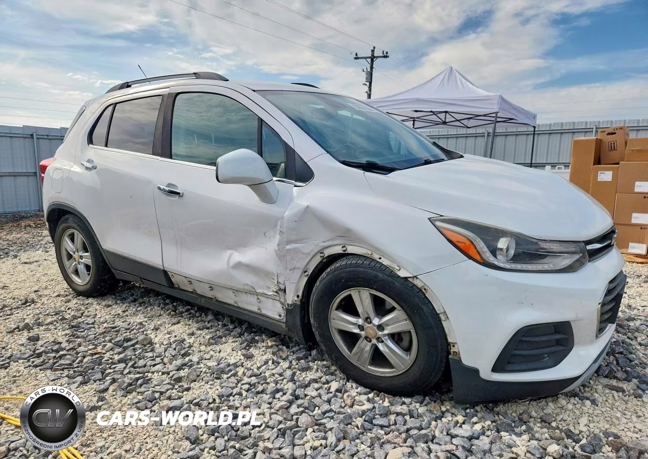 2018 Chevrolet Trax 1Lt VIN:3GNCJLSB4JL254090 - 4