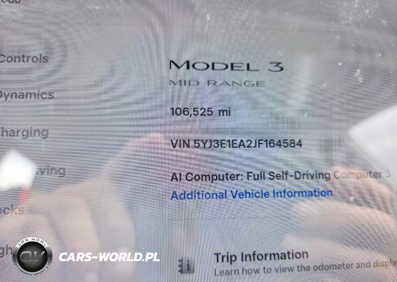 2018 Tesla Model 3 VIN:5YJ3E1EA2JF164584 - 9
