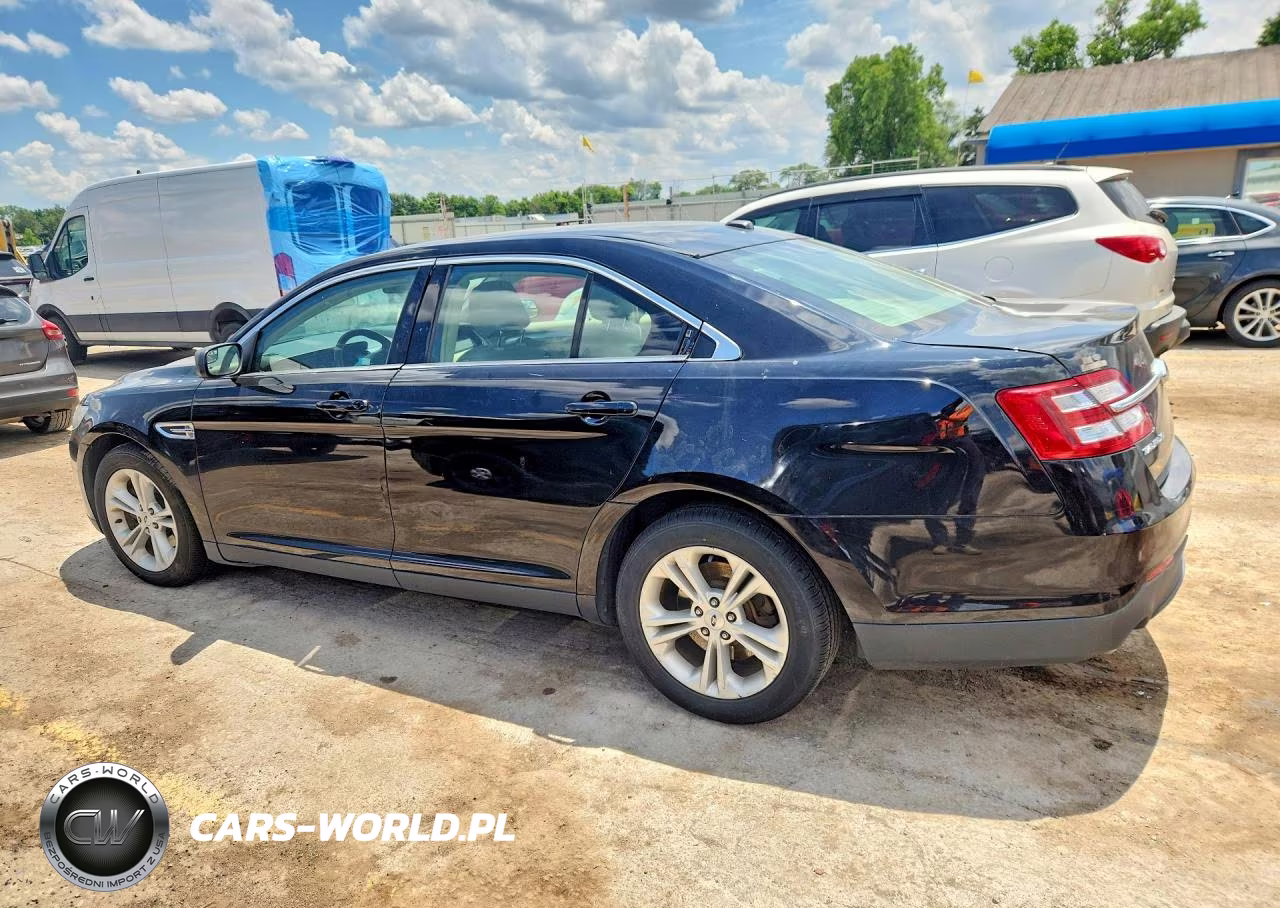 2017 Ford Taurus Se VIN:1FAHP2D84HG111587 - 2