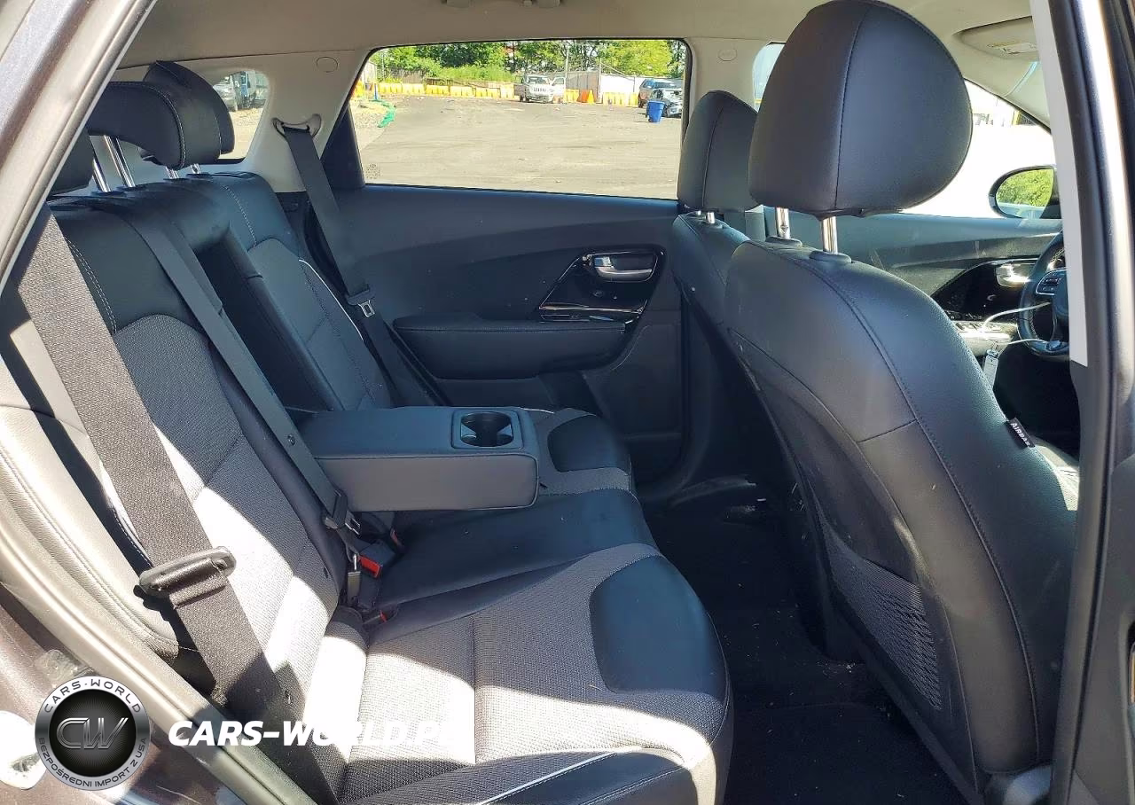 2019 Kia Niro Ex VIN:KNDCC3LG7K5021982 - 10