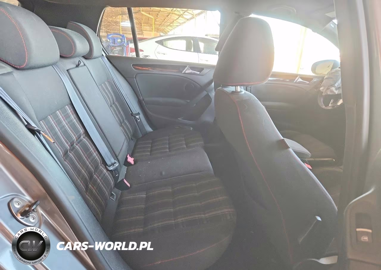 2011 Volkswagen Gti VIN:WVWGD7AJ7BW131395 - 10