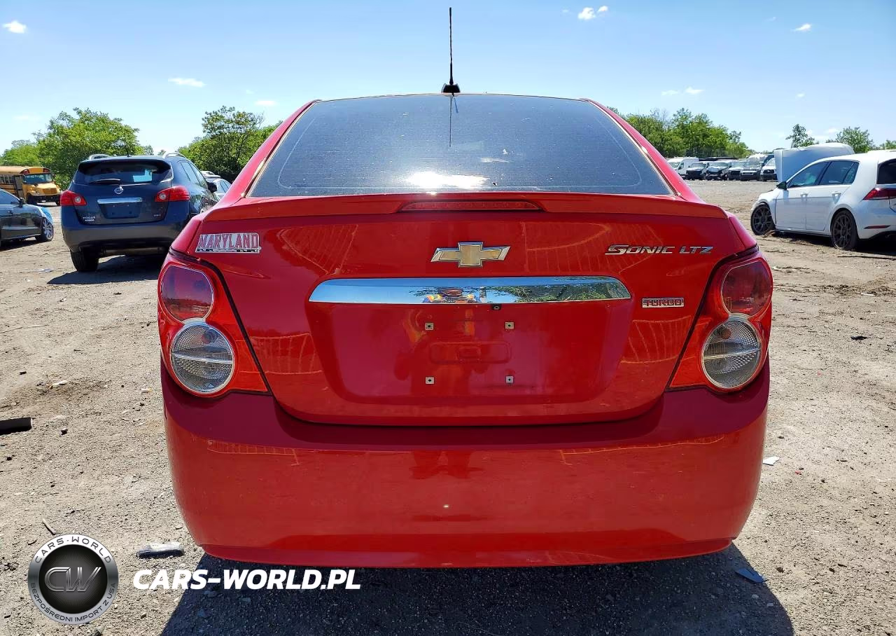 2015 Chevrolet Sonic Ltz VIN:1G1JE5SB1F4140389 - 6