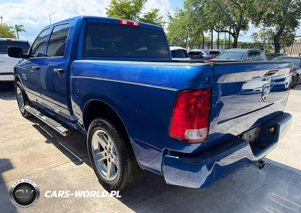 2018 Ram 1500 St VIN:3C6RR6KG2JG249849 - 2