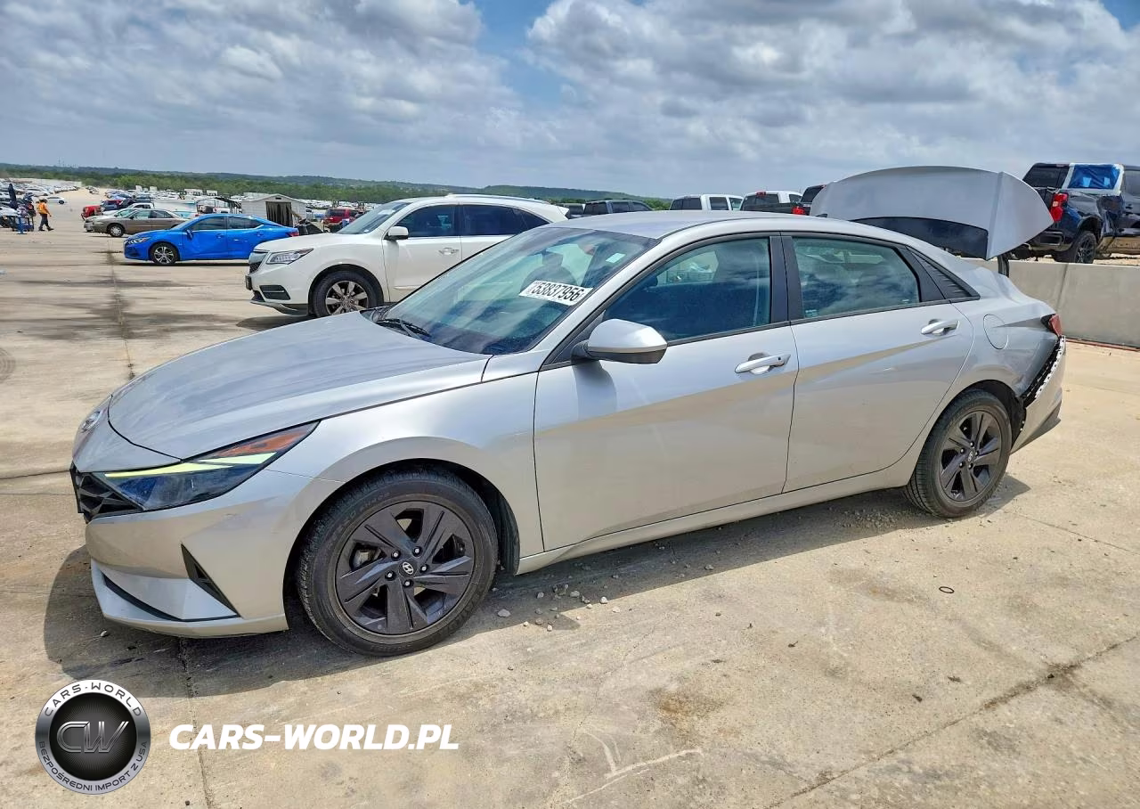 2025 Hyundai Elantra Sel – zdjęcie 1 z 12