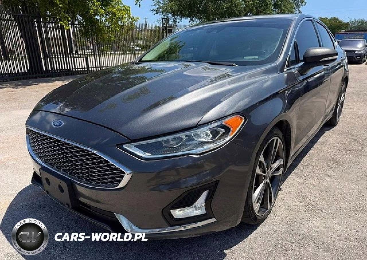 2020 Ford Fusion Titanium