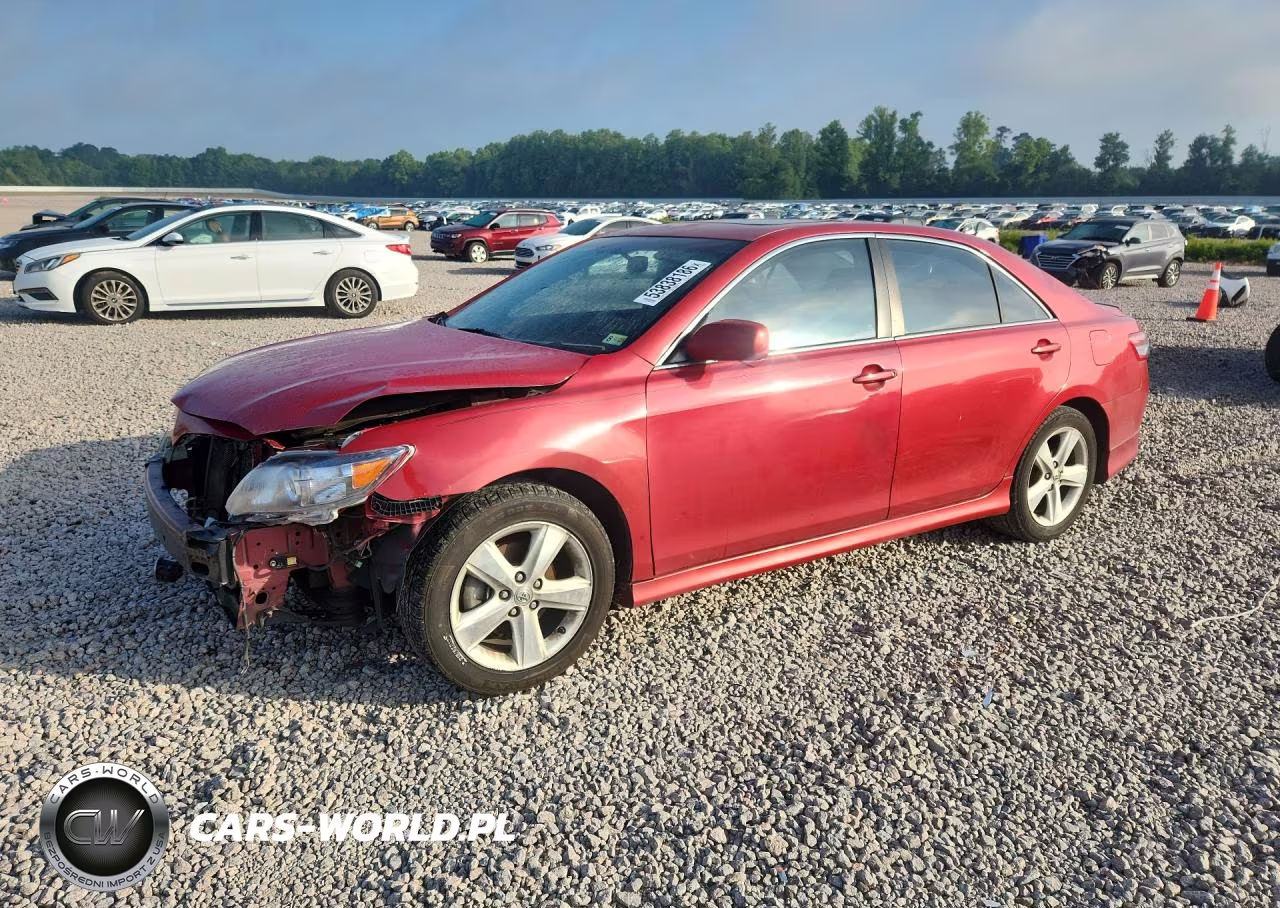 2010 Toyota Camry Se – zdjęcie 1 z 12