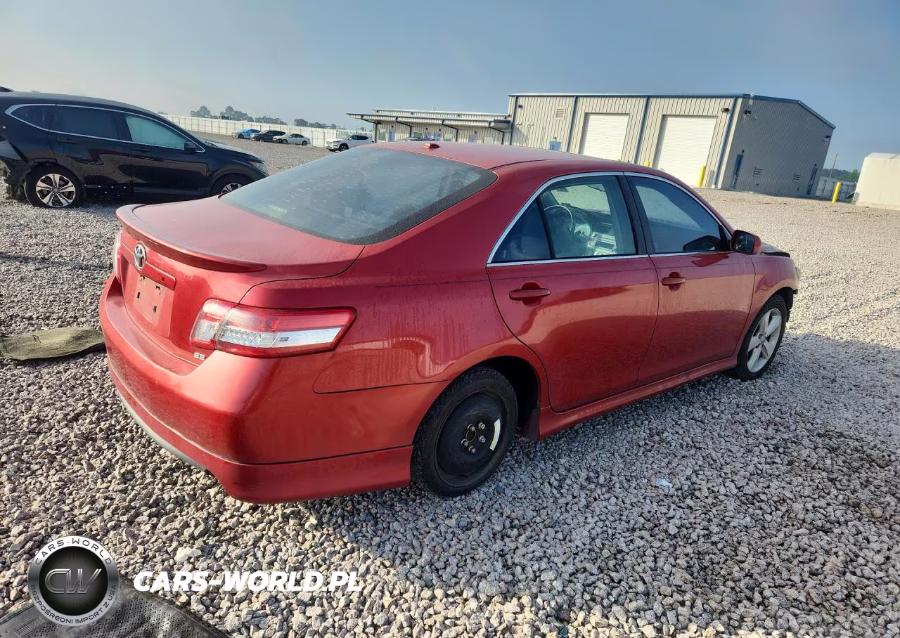 2010 Toyota Camry Se VIN:4T1BF3EKXAU023939 - 3