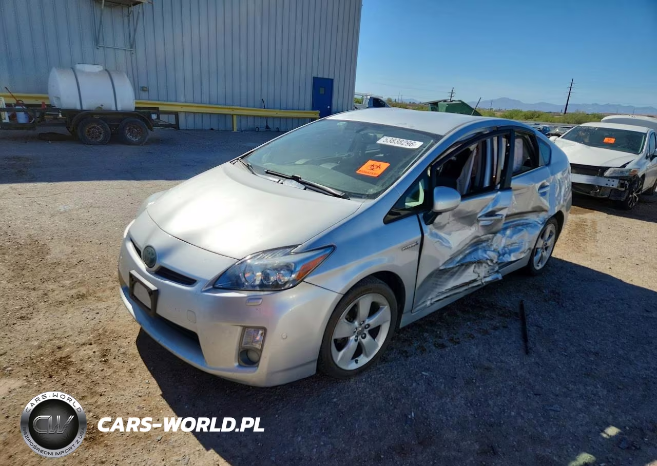 2010 Toyota Prius V – zdjęcie 1 z 12