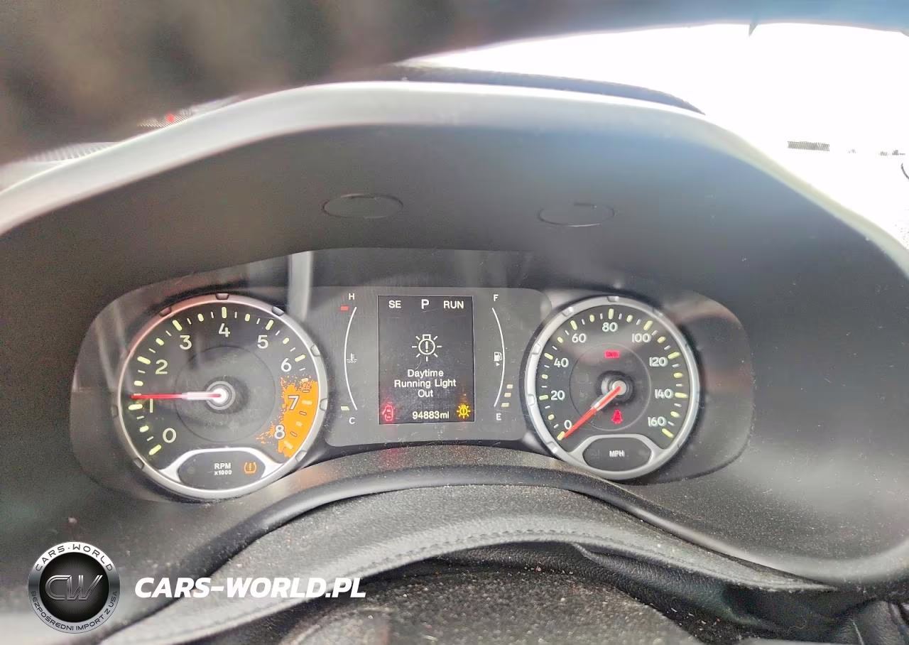 2017 Jeep Renegade Latitude VIN:ZACCJABB4HPE64655 - 9