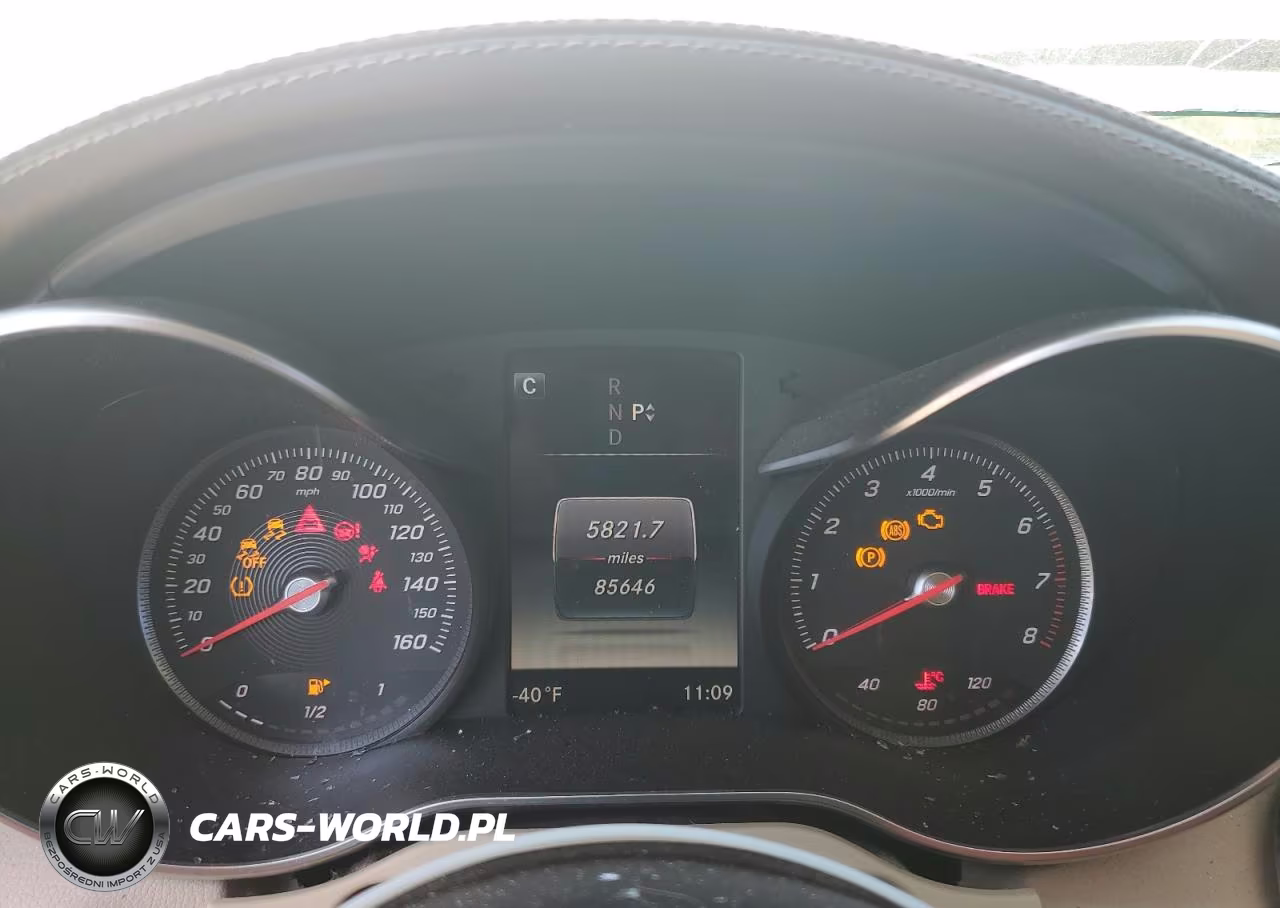 2017 Mercedes-Benz C 300 4Matic VIN:55SWF4KB7HU182984 - 9