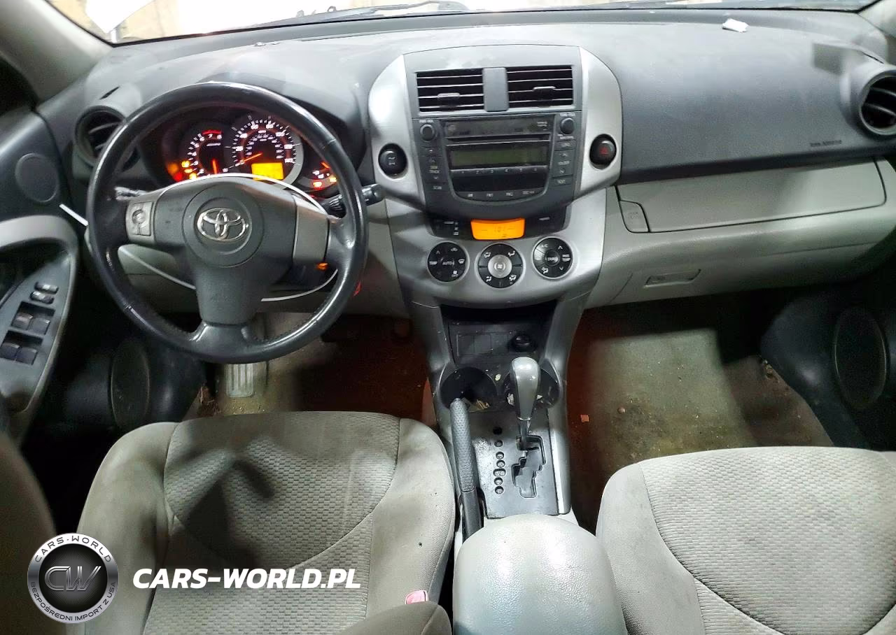2007 Toyota Rav4 Limited VIN:JTMBD31V775089877 - 8