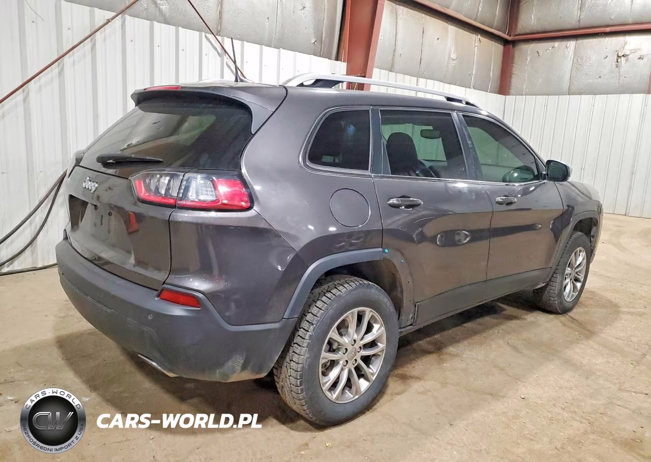 2021 Jeep Cherokee Latitude Lux VIN:1C4PJMMX0MD175938 - 3
