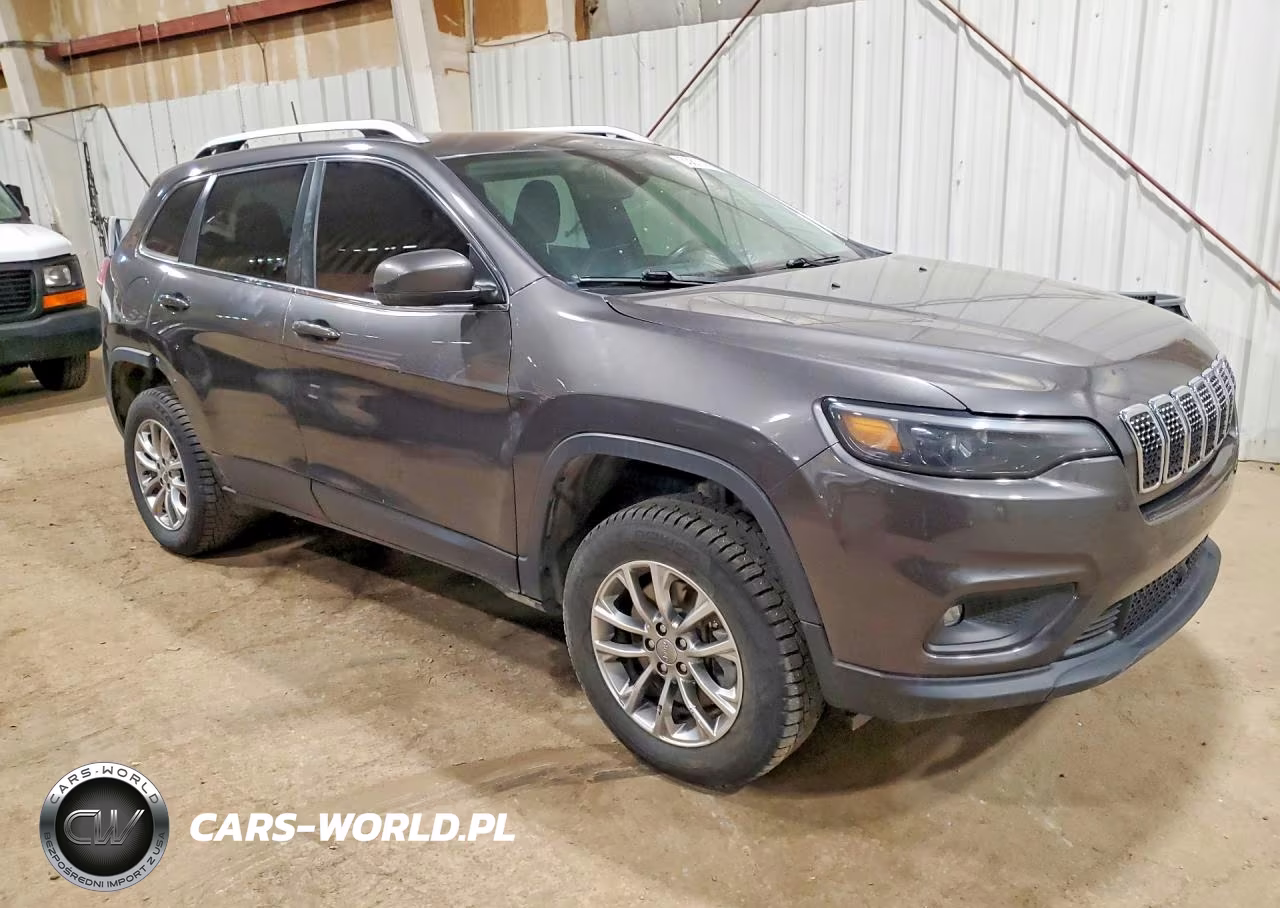2021 Jeep Cherokee Latitude Lux VIN:1C4PJMMX0MD175938 - 4