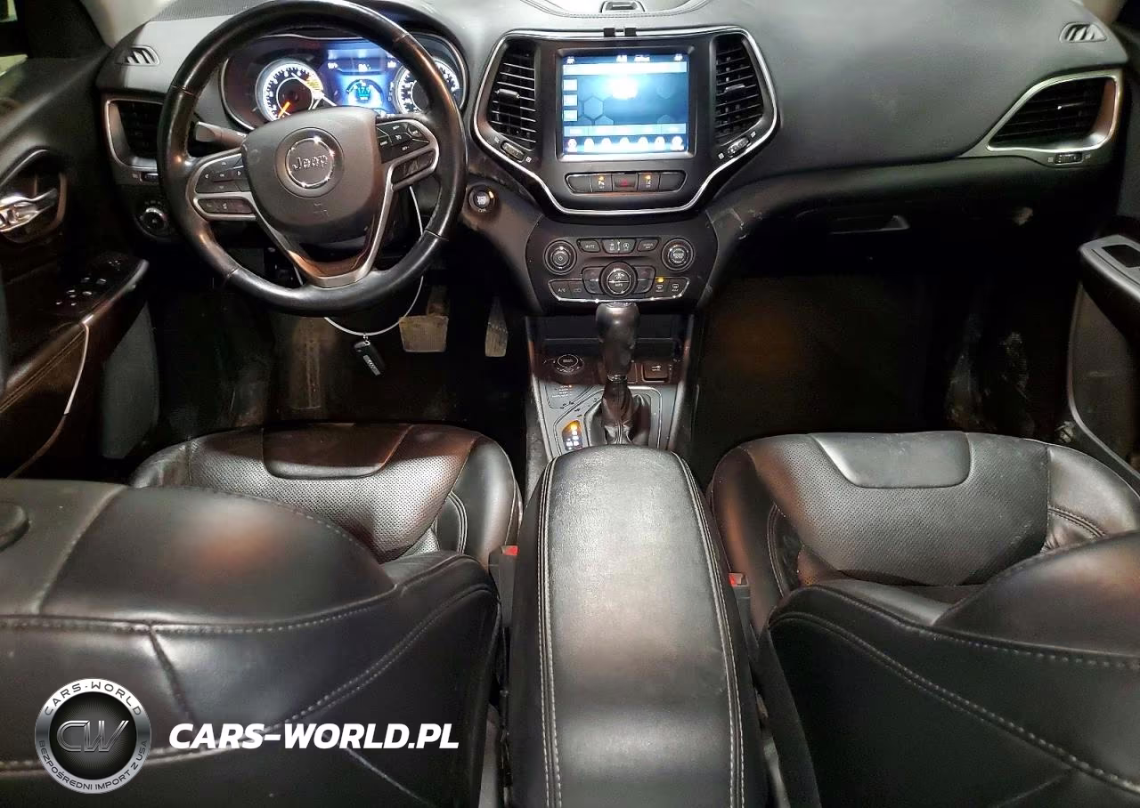 2021 Jeep Cherokee Latitude Lux VIN:1C4PJMMX0MD175938 - 8