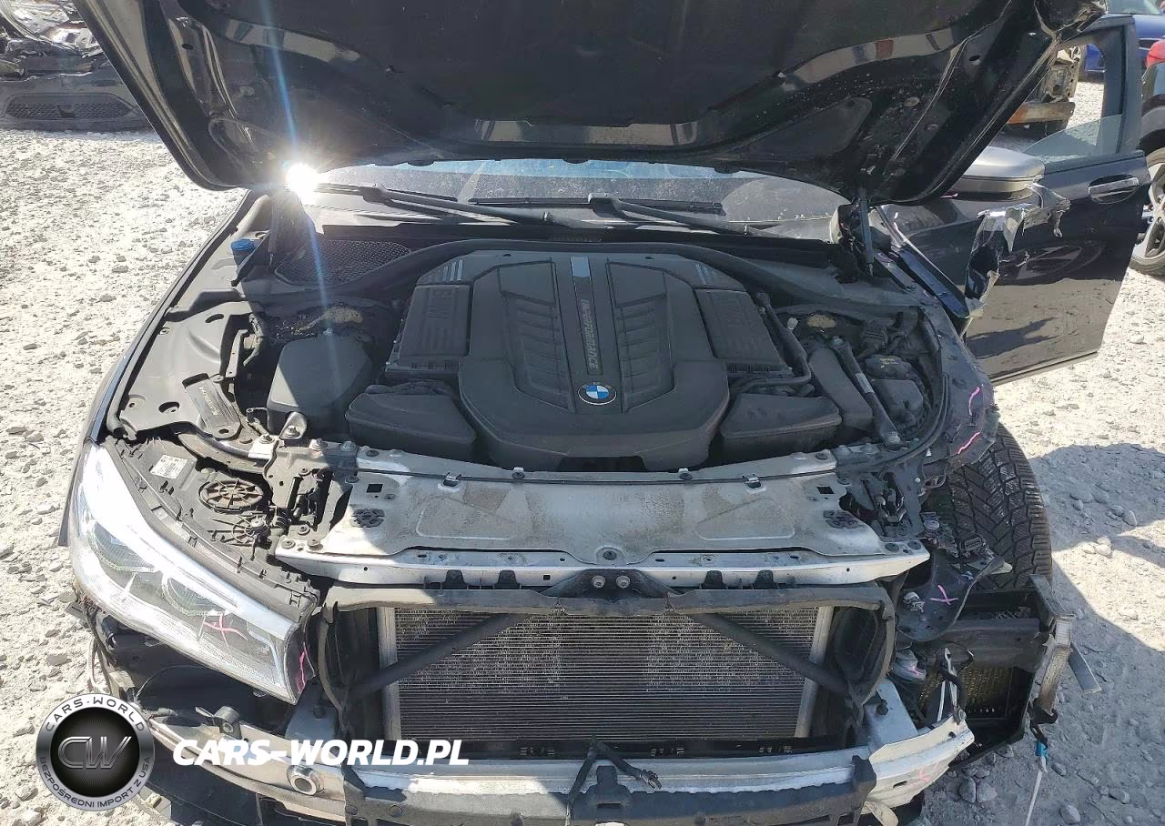 2018 BMW M760 Xi VIN:WBA7H6C55JG614713 - 11