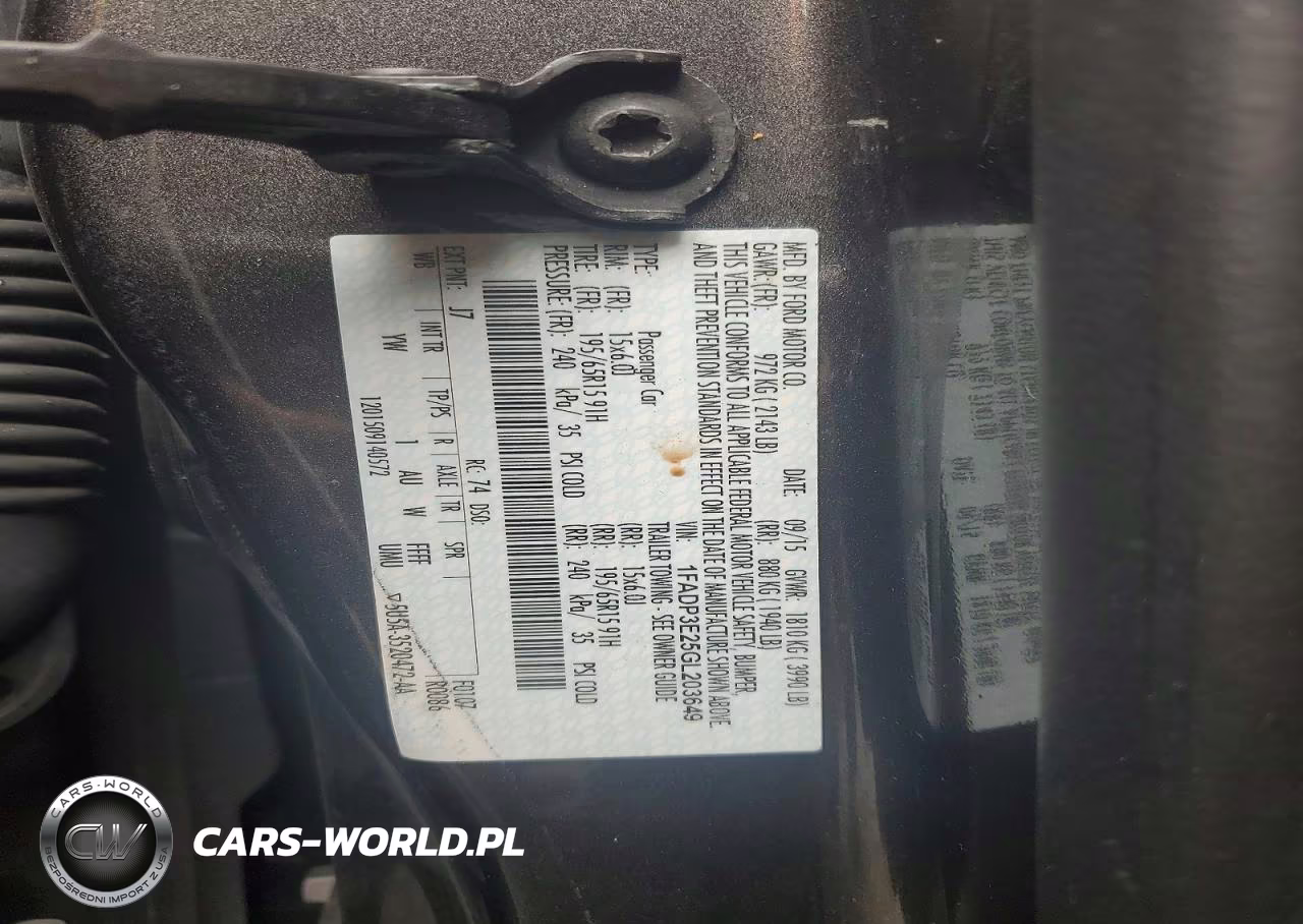 2016 Ford Focus S VIN:1FADP3E25GL203649 - 12