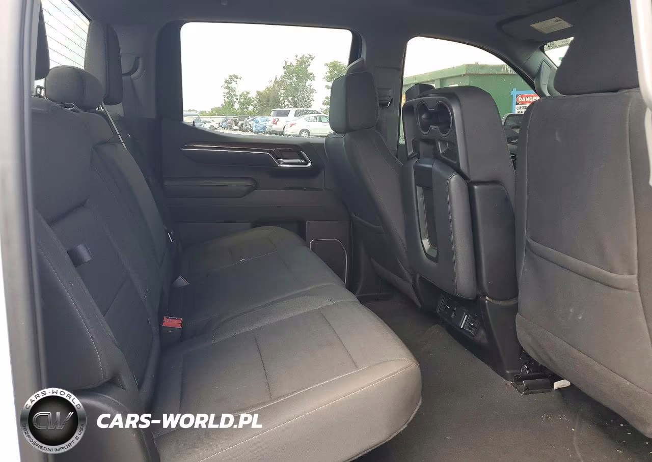 2025 GMC Sierra C1500 Elevation VIN:3GTPHCEK0SG282187 - 10