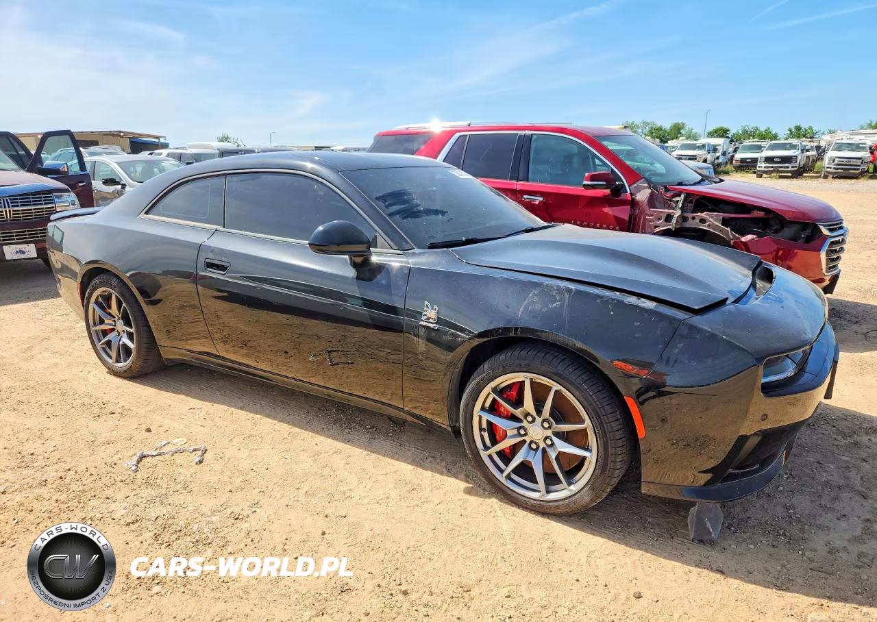 2025 Dodge Charger Daytona Scat Pack VIN:2C3CDBDK3SR547477 - 4
