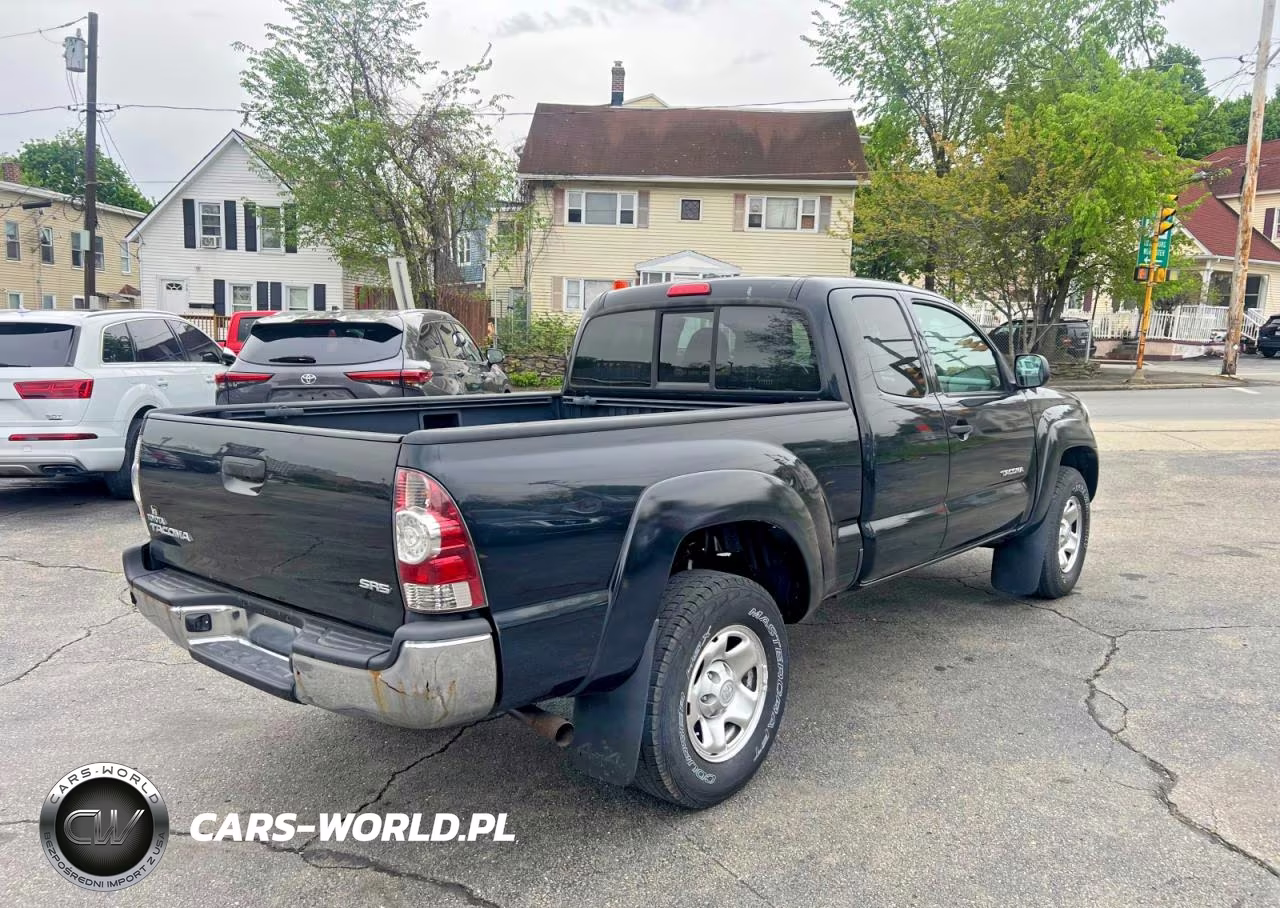 2010 Toyota Tacoma Access Cab VIN:5TEUX4EN5AZ744011 - 3