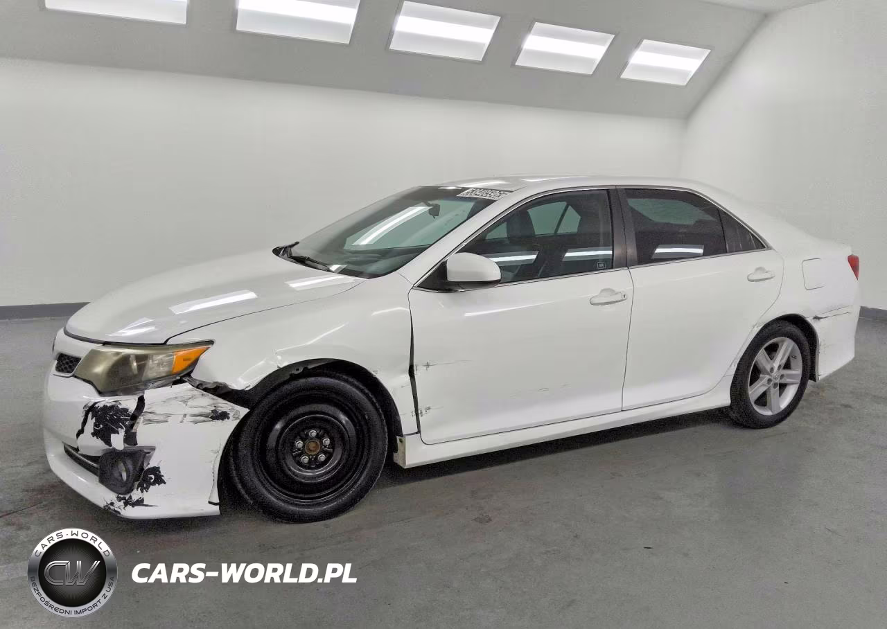 2013 Toyota Camry Se – zdjęcie 1 z 13