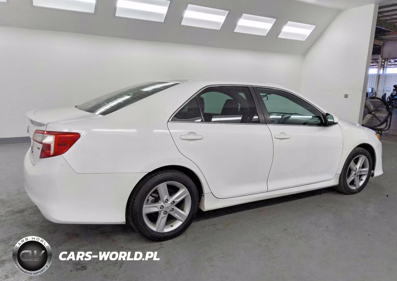 2013 Toyota Camry Se VIN:4T1BF1FK6DU245448 - 3