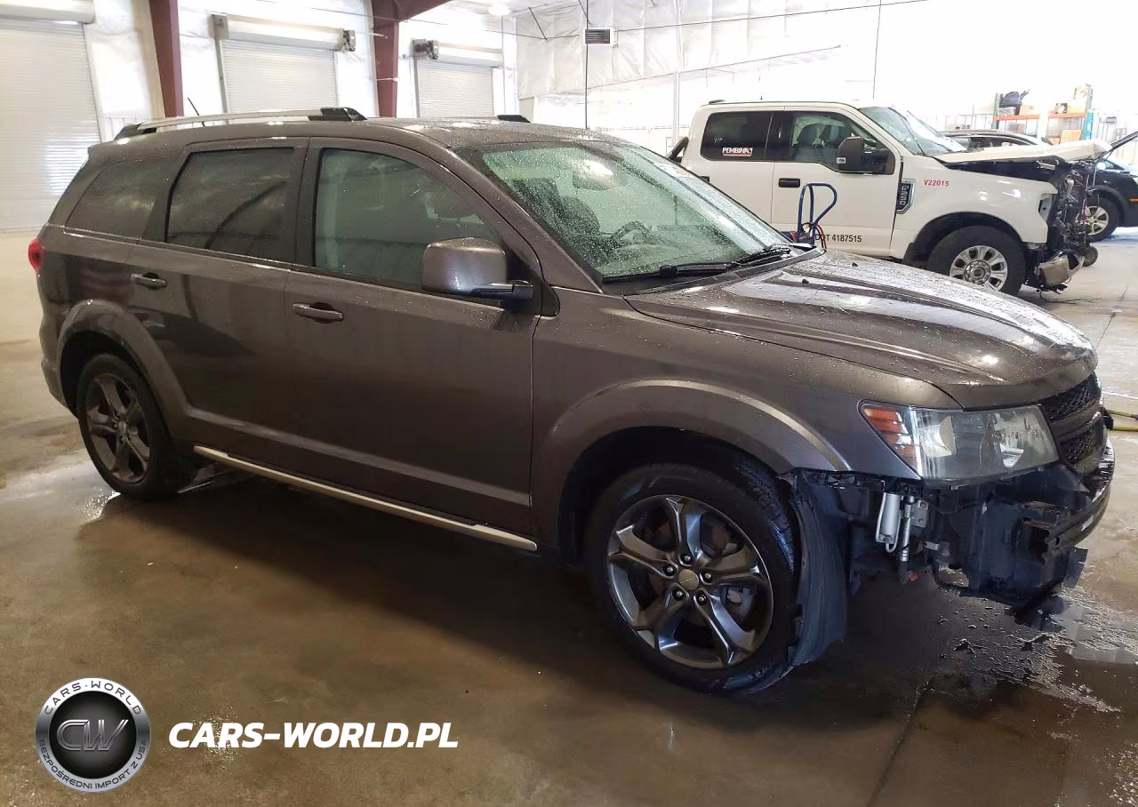 2015 Dodge Journey Crossroad VIN:3C4PDDGG1FT580657 - 4