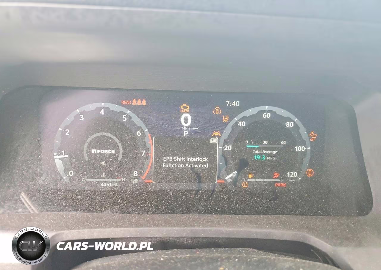 2025 Toyota Tacoma Double Cab VIN:3TMLB5JNXSM172177 - 9