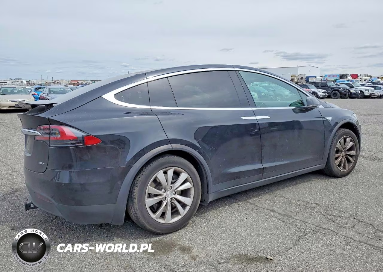 2016 Tesla Model X VIN:5YJXCBE20GF008395 - 3