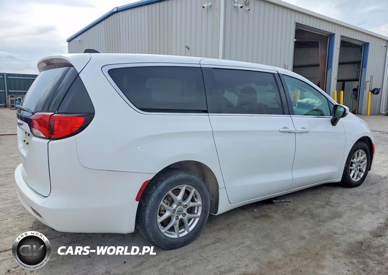2021 Chrysler Voyager Lx VIN:2C4RC1CG8MR580140 - 3