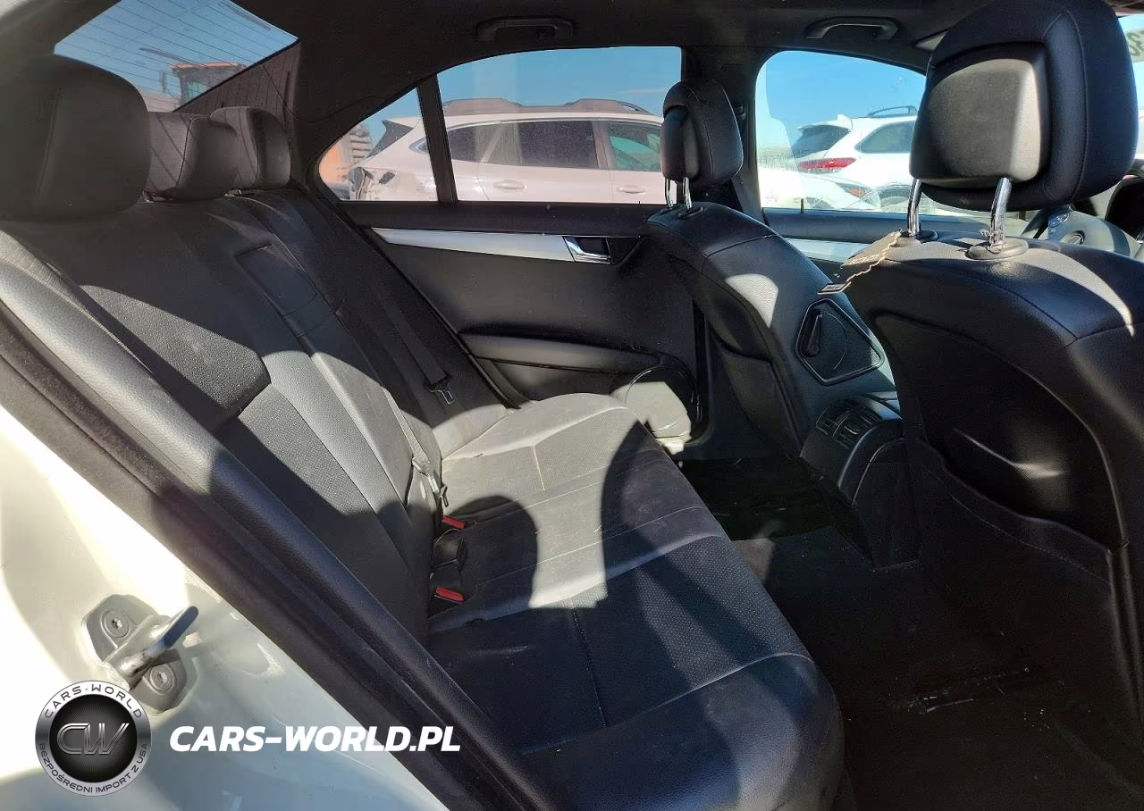2008 Mercedes-Benz C 300 VIN:WDDGF54X88F081913 - 10