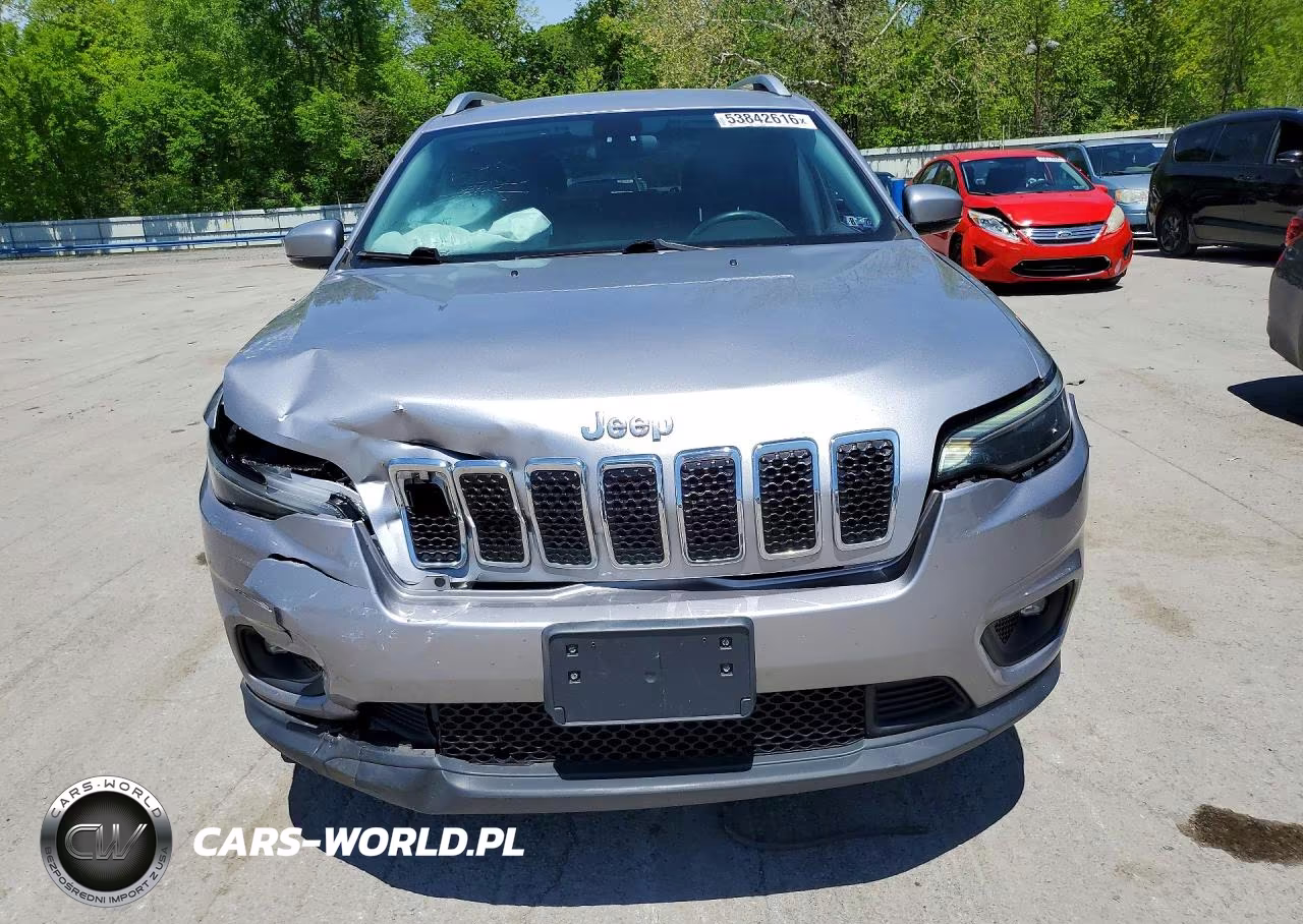2019 Jeep Cherokee Latitude Plus VIN:1C4PJMLB1KD103102 - 5