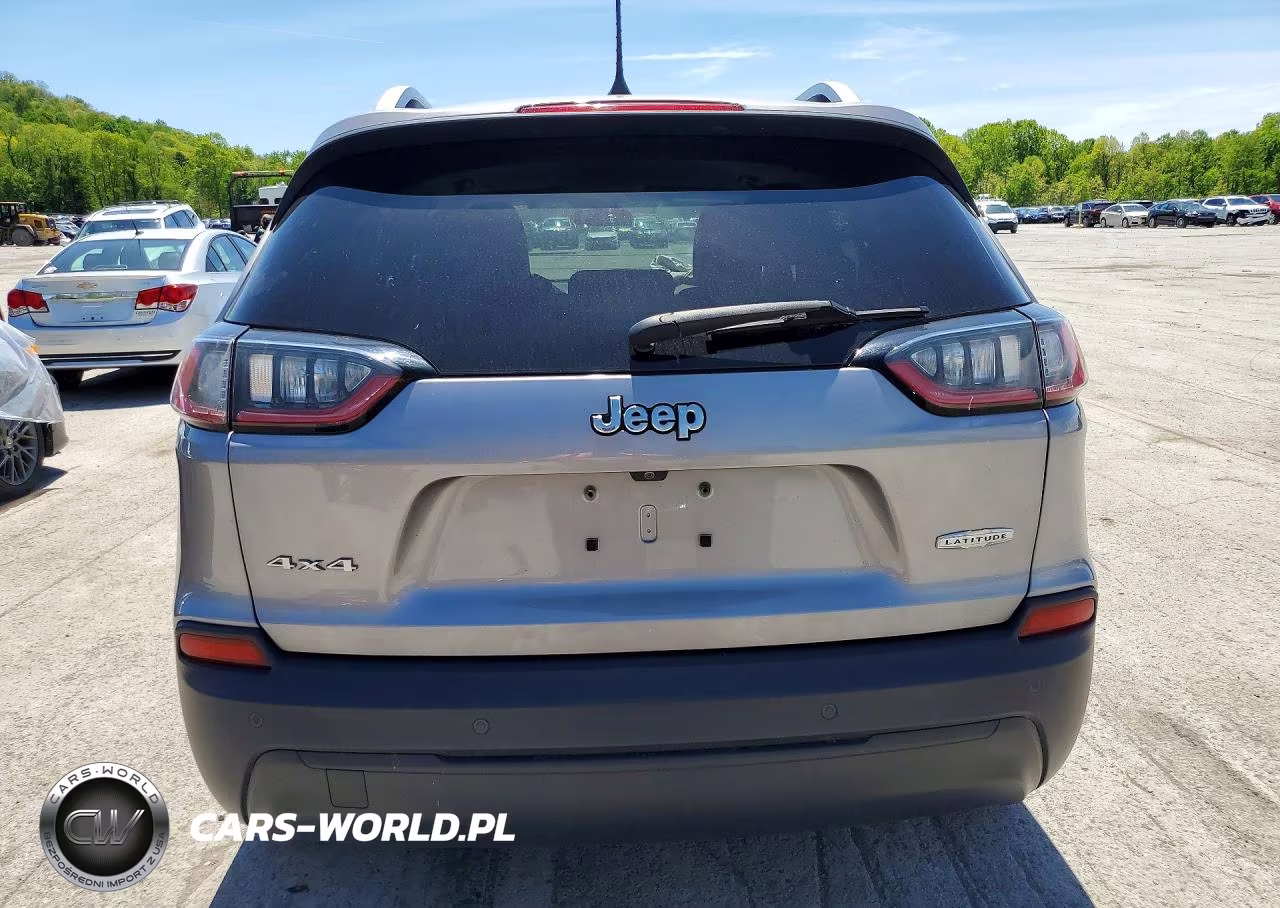 2019 Jeep Cherokee Latitude Plus VIN:1C4PJMLB1KD103102 - 6
